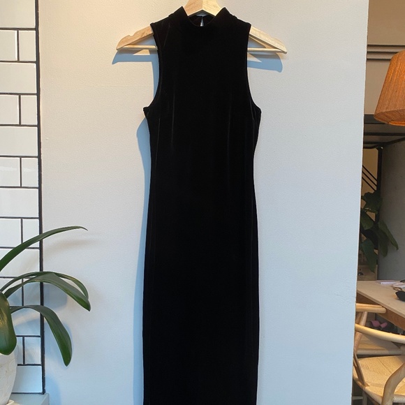 Black Velvet Bodycon Dress XS - Picture 1 of 5